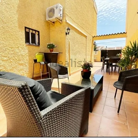 Casa Tranquila Con Piscina Privada Holiday home *