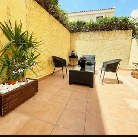 Casa Tranquila Con Piscina Privada *