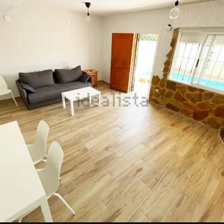 Holiday home Casa Tranquila Con Piscina Privada La Mata (Torrevieja)